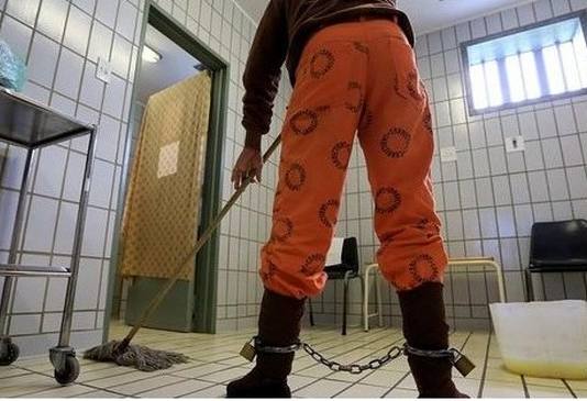 You shall rot in jail: South African magistrate sentences lula lula-loving Zimbabwean man to life in prison