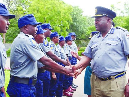 Chiwenga’s ‘friend’ Police Commissioner Matanga reports for duty in complete uniform despite being ‘fired’ by Mnangagwa