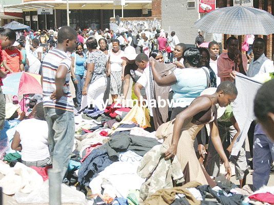 Traders and shoppers rejoice as Mupedzanhamo reopens
