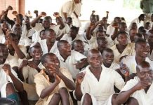 Dr Stop It blasts Ngwena as economy plunges…slams him for releasing rɑpists from prison