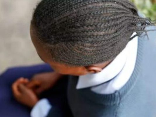 ‘I love my boyfriend but he doesn’t want me to have male friends, I need my space’