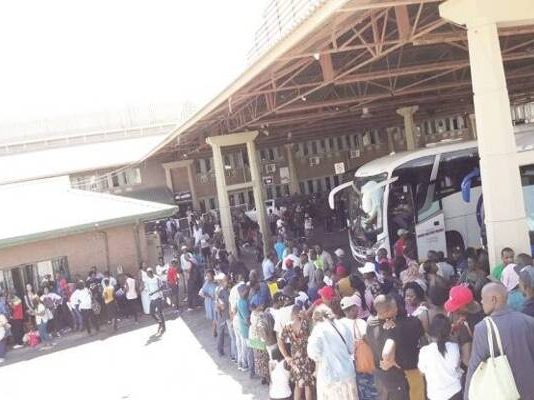 AKAITIRA MUKATI: Lula lula in a kombi at a fully packed Beitbridge Border Post gets 27-year-old man in hot soup