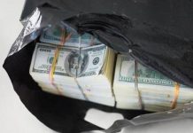 Woman stabbed and robbed of US$14 000 in CBD in broad daylight