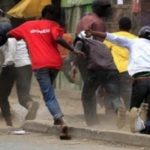 Coronavirus-Workers-flee-people-running