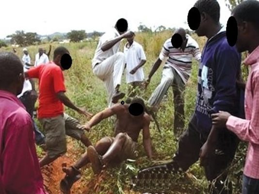 Chaos as mourners bash ‘virg!n-hunting’ prophet after he failed to resurrect a dead church member