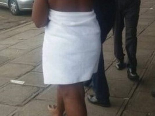 Drama at police station as nɑked woman storms charge office