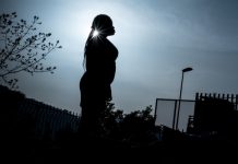 2 h0rny men take turns to rɑpǝ female neighbour after inviting her to their house