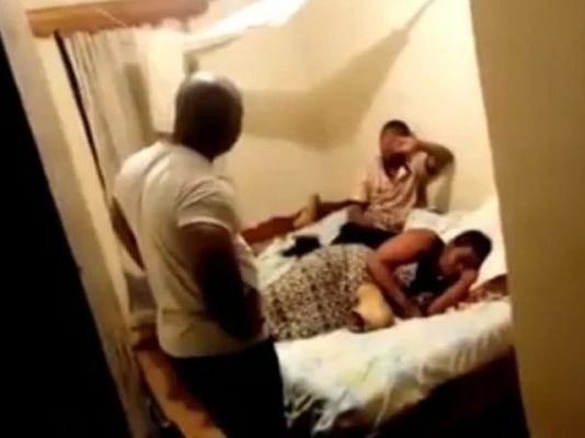 Drama as Rusape man pretends to be his wife and offers sweet lula lula to their co-tenant with a big ‘bedroom anaconda’