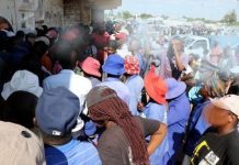 Zimbabweans breathe fire after supermarkets pulled a sh0cking currency stunt