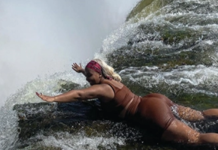 Video of Boity Thulo swimming with the ‘devil’ in Victoria Falls goes viral (WATCH VIDEO)