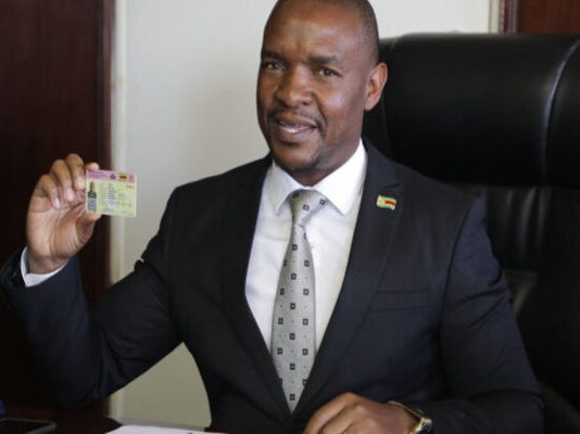 Driver’s licences: Transport Minister Felix Mhona under fire – Sh0cking details revealed