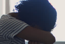 Caught in a love triangle: Woman torn between 2 boyfriends – Online lover vs local flame