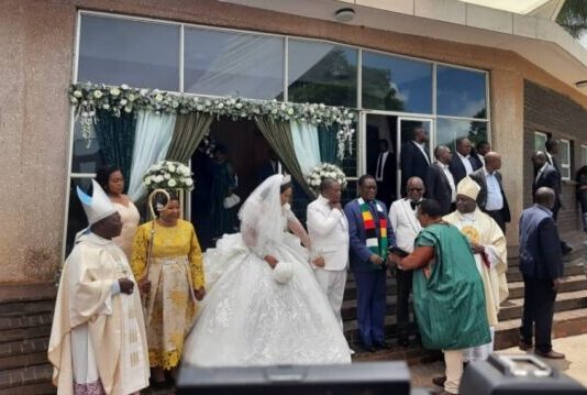 High-profile Guests: President Mnangagwa, Amai Grace Mugabe & ex VP Mphoko attend Chiwenga’s wedding