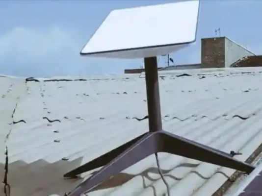 CID detectives arrest 5 men for selling Starlink kits as the company stops accepting new customers from Harare and Bulawayo