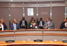 Zimbabweans left stranded as Zimdollar rejection creates currency crisis