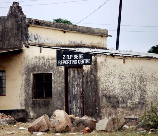 Massive violence resulting in people being stabbed to death forces MP to beg for police protection in Chinhoyi