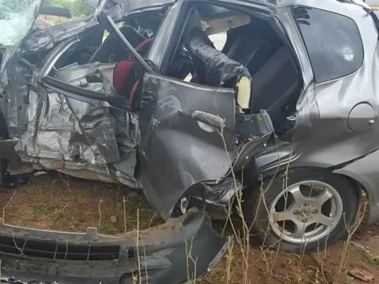 Deadly Toyota Runx and Honda Fit head-on accident leaves 2 people dead and all passengers injured