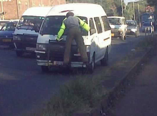 Zimbabwe bans people below 30 years old from driving kombis with immediate effect, more strict requirements introduced