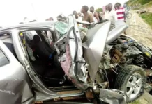 3 die in mushikashika head-on accident… haulage truck driver runs over pedestrian, Zim driver dies in SA accident
