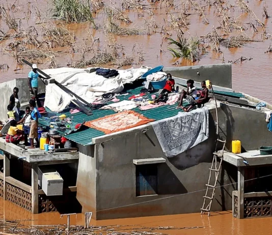 Heavy rains kill 10 people in Chipinge, Chimanimani and Nyanga, leaving houses and infrastructure destroyed