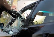 Mvurwi motorist loses US$14,100 in shocking roadside robbery: This is how 3 robbers went away with a handbag loaded with cash