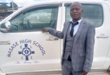 Massive sodomy at school: Deputy Headmaster Mr Gumbo flees after having SIM 2 lula lula with over 35 boys in his office
