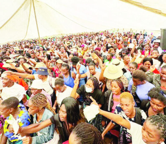 Over 1,000 single women gather in Hatfield, Harare for a prayer session with Prophetess Memory Matimbire (PICS)