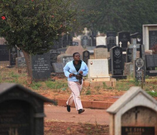 2 men take turns to have lula lula with a girl on a grave at Mbudzi cemetery while her boyfriend watches… 13-year-old wife number 4 dies while giving birth