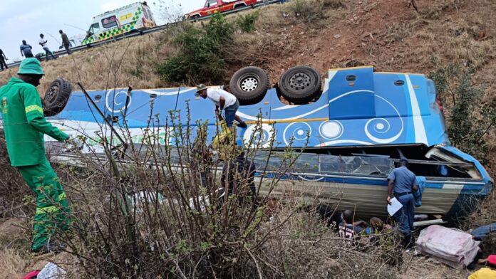 limpopo bus accident - 42 people dead