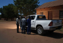 Beitbridge woman loses Toyota GD6 Twin Cab, cellphone and cash at gunpoint to 3 armed robbers in movie-style