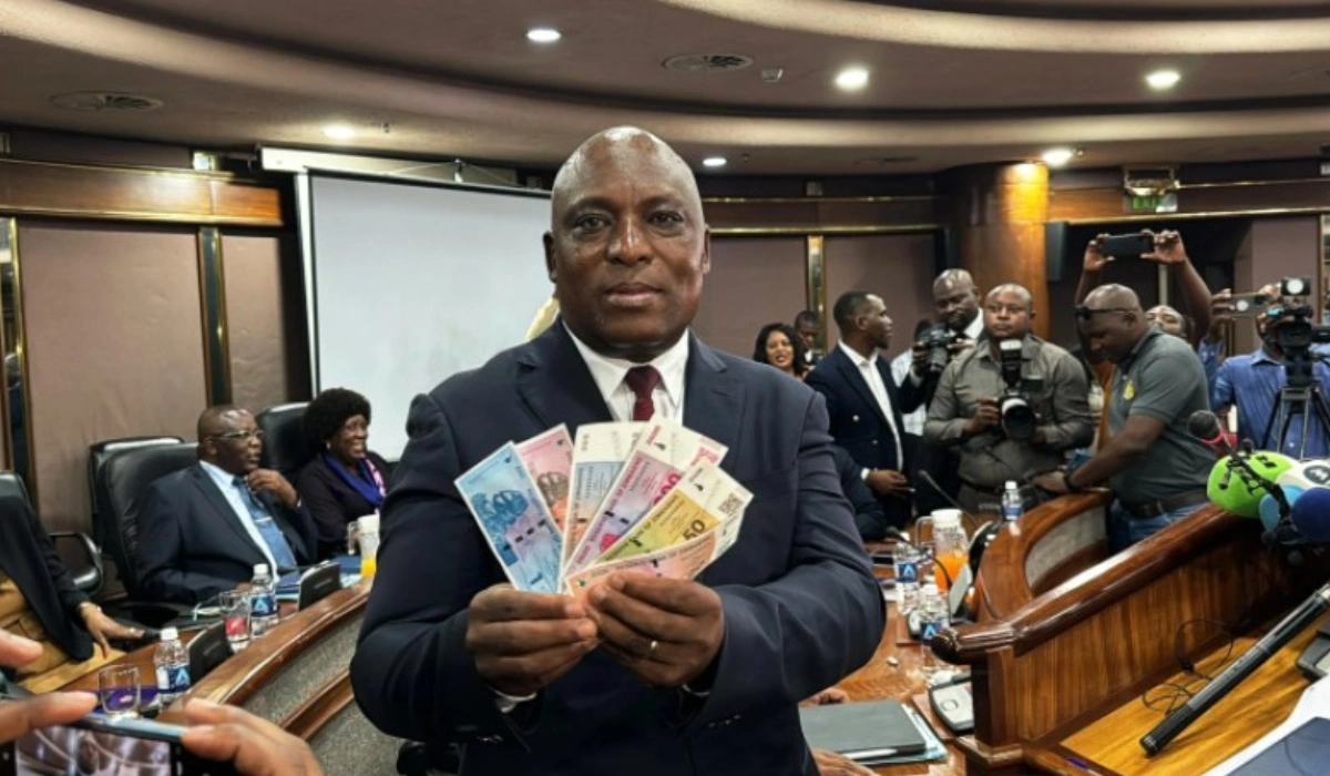 Zimbabwe’s inflation goes down to 4% RBZ pushes to ban US dollar and replace it with the ZiG currency