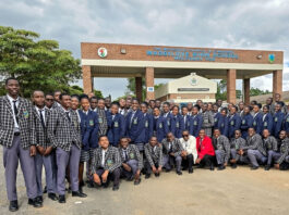 Best School In Zimbabwe, Honoured by Government for high pass rates: Waddilove High School Sweeps National Awards