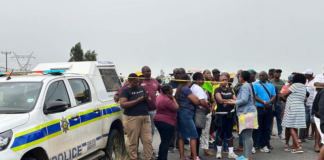 Police officer & Minister Motsoaledi’s cars kill foreign Couple: Zimbabwean family wiped out in 2 separate accidents along N1 Highway