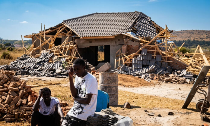 sabhuku deals ends in tears, house demolition