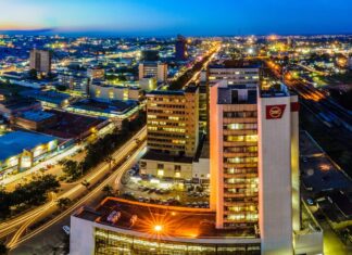 Crossing the Zambezi: Why Zimbabwean Companies Are Now Fleeing to Zambia