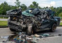 Another deadly accident: 5 people killed as Isuzu D-Max collides head-on with another Isuzu D-Max