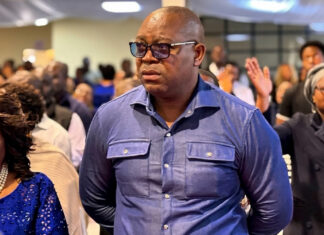 Former Cabinet Minister shot dead by state security as political turmoil turns deadly