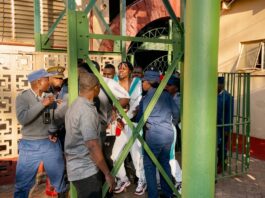 ZimDancehall lovers Hulungende and Malloti dragged from stage and arrested at Doek and Slay (WATCH VIDEO)