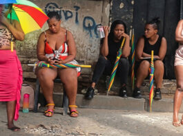 Lula lula in umbrella: Early morning sex rounds from talented Zimbabwean prostitutes rock Polokwane City