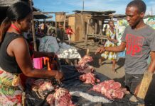 US$2 per kg of beef: Police issue strong warning as extremely cheap meat floods the market