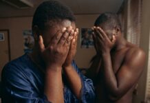 Naked 46-year-old chikomba joins his ancestors after enjoying all-night lula lula with a married girlfriend
